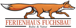 Das Logo zeigt einen organgenen Fuchs. Unter dem Fuchs steht der Schriftzug "FERIENHAUS FUCHSBAU Ruhe & Natur".